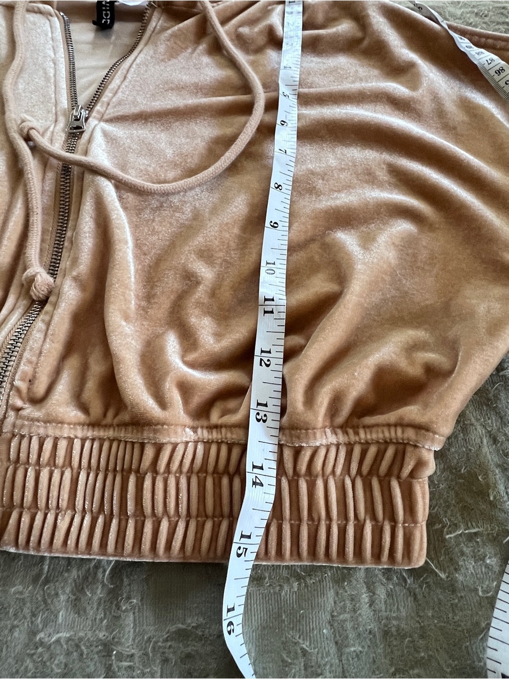 H&M Women’s Neutral Cozy Velour Cropped Full Zip Loungewear Track Jacket Size S - Picture 5 of 8